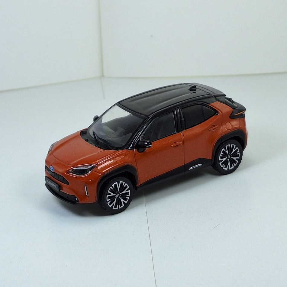 Miniature Ixo Toyota Yaris Cross – échelle 1/43, Neuve