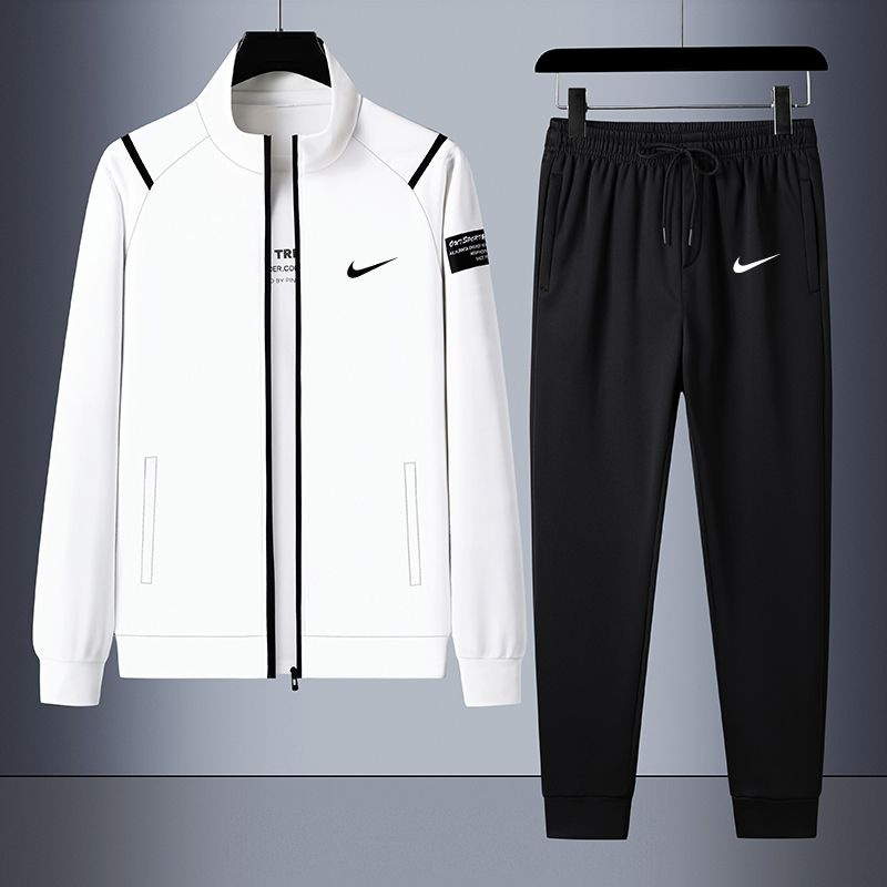 Костюм спортивный Nike #1