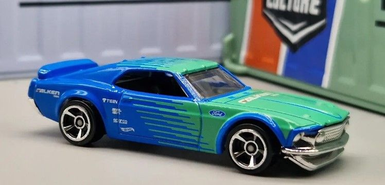 Машинка Hot Wheels игрушка 69 Ford Mustang Boss 302 C4982_HKJ48 #1