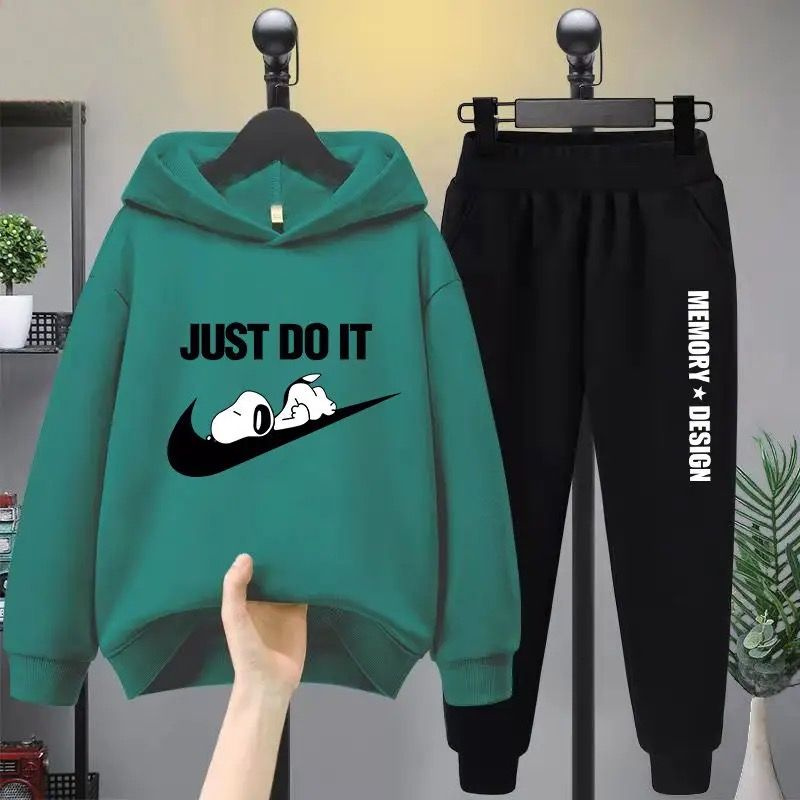 Костюм спортивный Nike #1