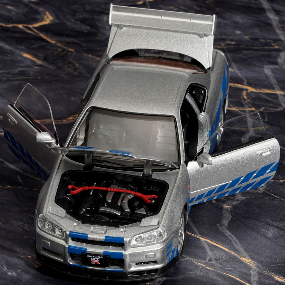 Коллекционная модель машинки Nissan Skyline GT-R R34 (Ниссан ГТР) масштаб 1:24  #1