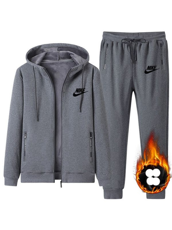 Костюм спортивный Nike #1