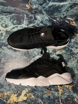 Nike Air Huarache Ultra OZON