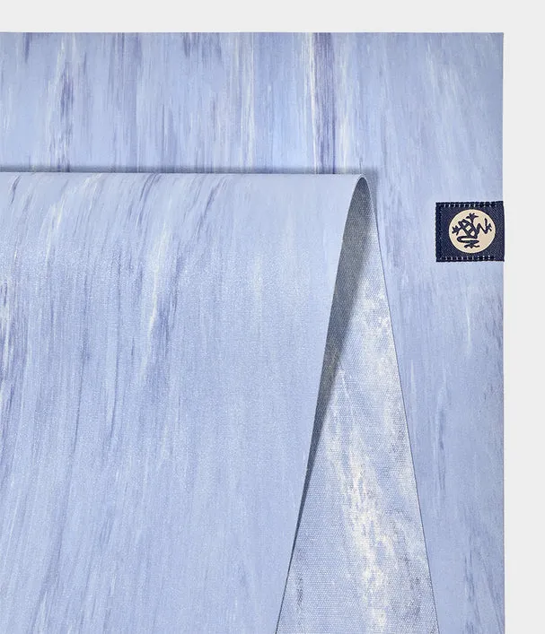 Каучуковый коврик для йоги Manduka EKO Superlite Travel Mat 180*61*0,15 см - Moonlight Marbled, 180x61x0.15 см, фото 5