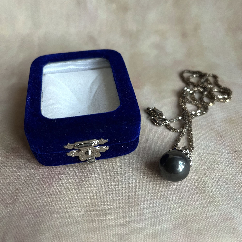 Аромакулон - талисман из натурального камня Гематит - купить по ...