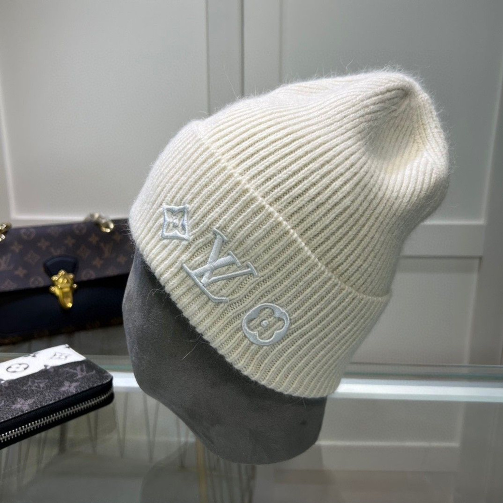 Шапка Louis Vuitton Fashion Beanies #1