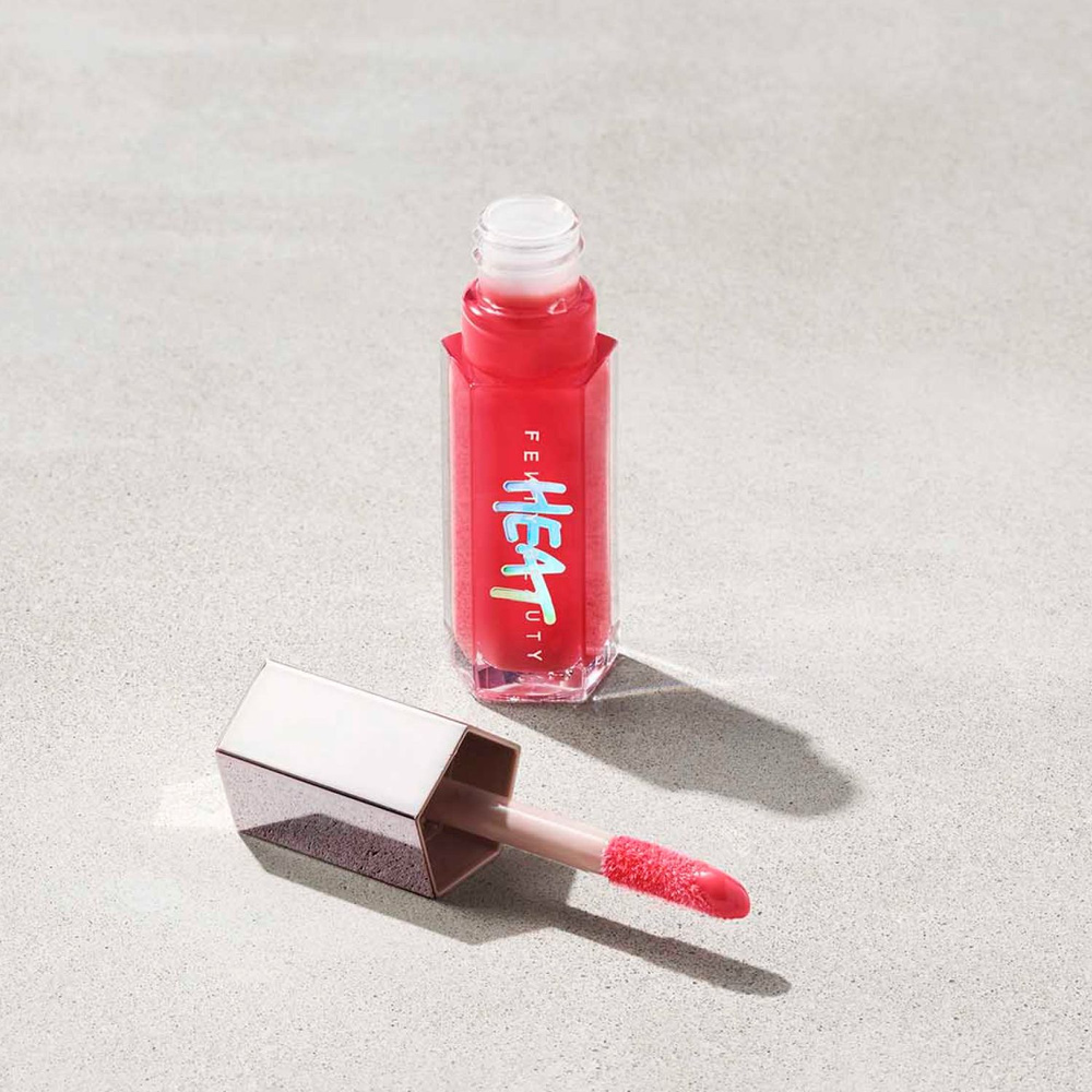 Блеск для губ Fenty Beauty GLOSS BOMB HEAT UNIVERSAL LIP PLUMBER - HOT CHERRY 01 #1