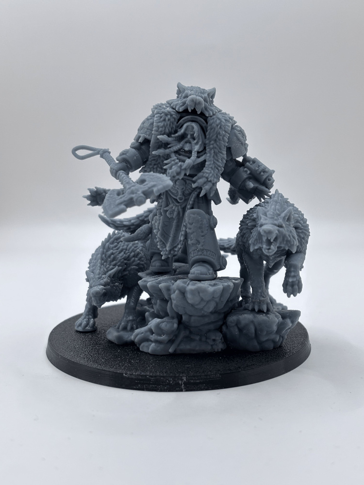 Warhammer 40.000: Lupi Di Spazio - Logan Grimnar Warhammer 40.000: Lupi Di Spazio - Logan Grimnar