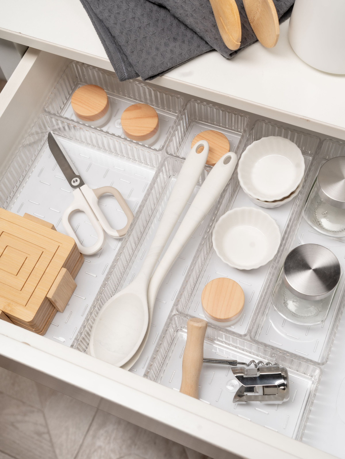 Органайзер контейнер для хранения косметики мелочей канцелярии в ящик ...