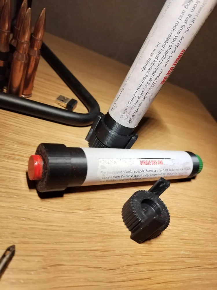 Шприц, черный, 20см