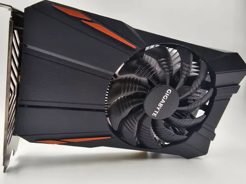 Gigabyte Видеокарта GeForce GTX 1050 Ti GIGABYTE GeForce GTX 1050 Ti 4 ГБ (1050ti)