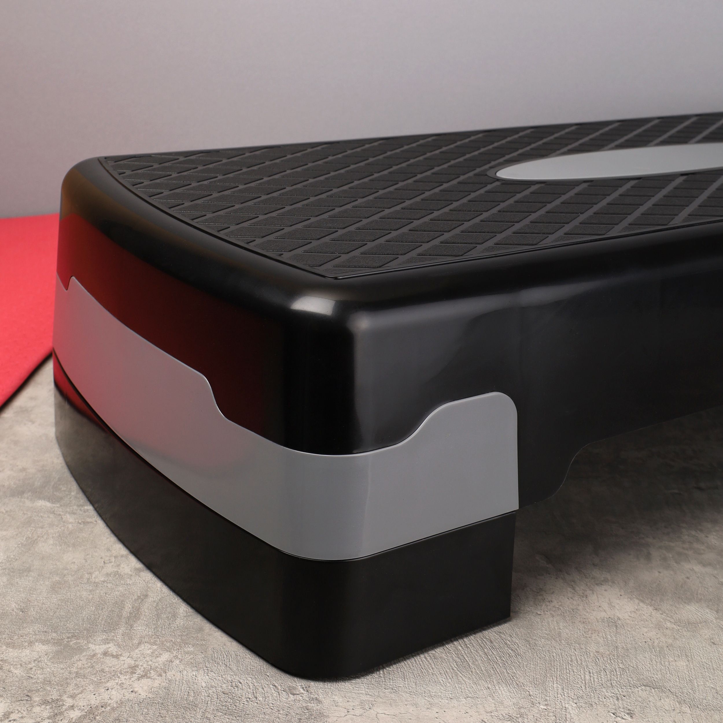 Степ платформа для фитнеса Woohooo StepFit S1 / 68х28х11(15) см, черно-серая Степ платформа для фитнеса Woohooo StepFit S1 / 68х28х11(15) см, черно-серая