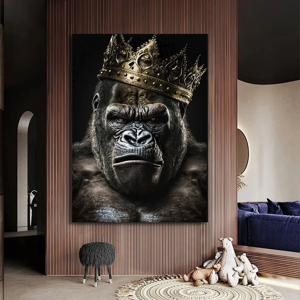 Картина на стену King Kong Кинг Конг, портрет King Kong/Кинг Конга в короне на темном фоне, 80х110 см, #1