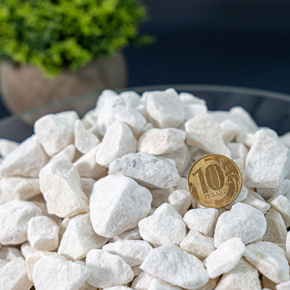 Мраморная крошка белая натуральная/ для декорирования цветников и ...