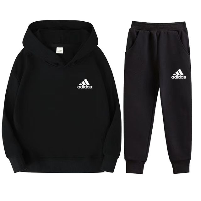 Костюм спортивный adidas #1