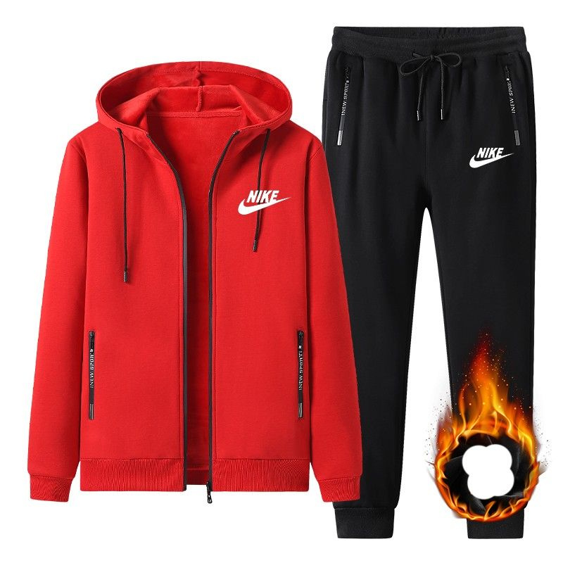 Костюм спортивный Nike #1