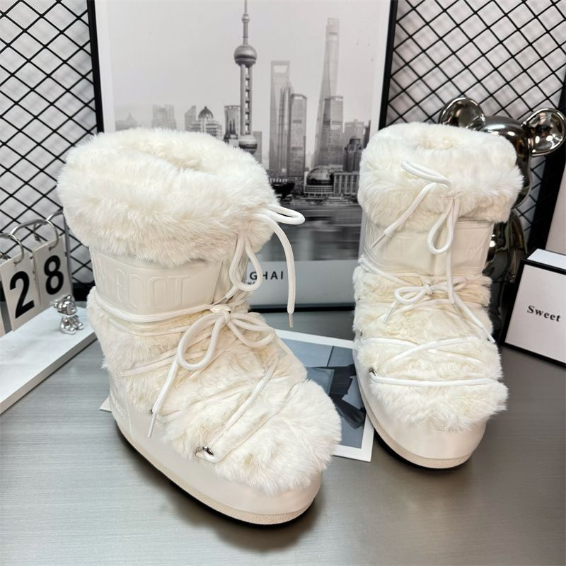 Ботинки Moon Boot #1