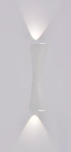 Настенный светильник Arte Lamp Chertan A6029AP-10WH