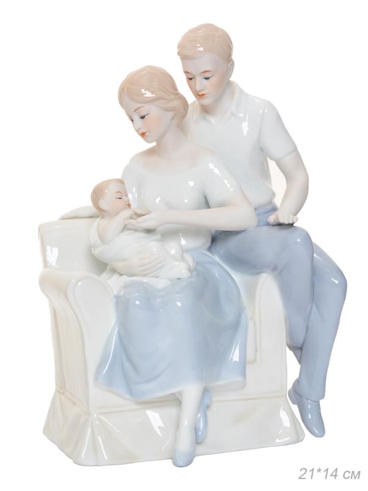 Статуэтка Семья, фарфор, 14 см