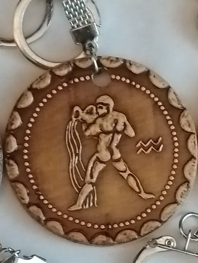 Брелок"Водолей" - купить Сувенир по выгодной цене в интернет-магазине ...