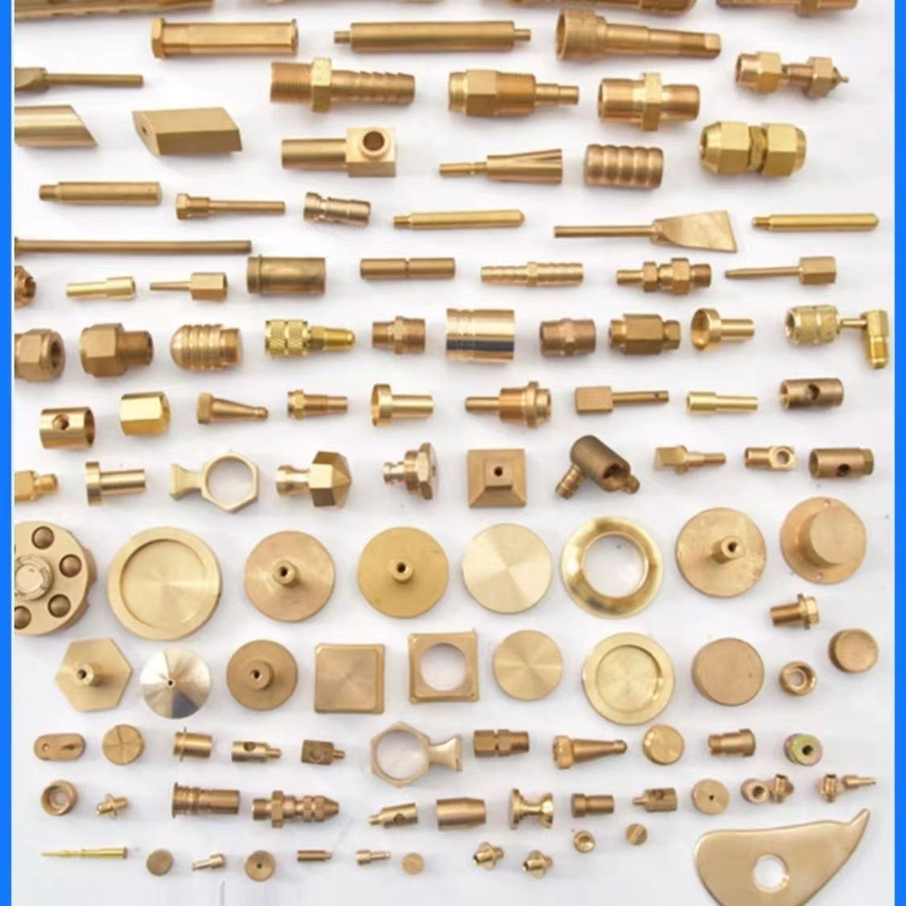 Клиенту была отправлена замена поврежденного аксессуара к заказанному ...