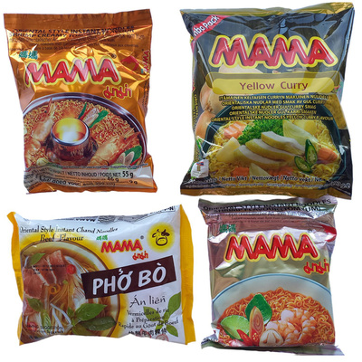 Үлкен сиськи бар жетілген әйелдер жалаңаш үй