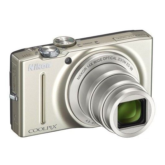 Nikon Coolpix S8200 Silver Цифровой компактный фотоаппарат купить