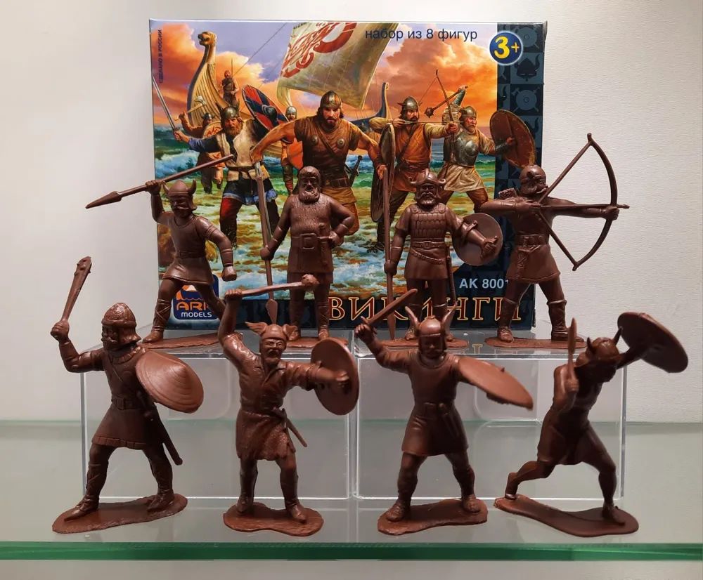 Набор солдатиков ВИКИНГИ ARK Models (АРК Моделс) - 8 шт. в коробке ...