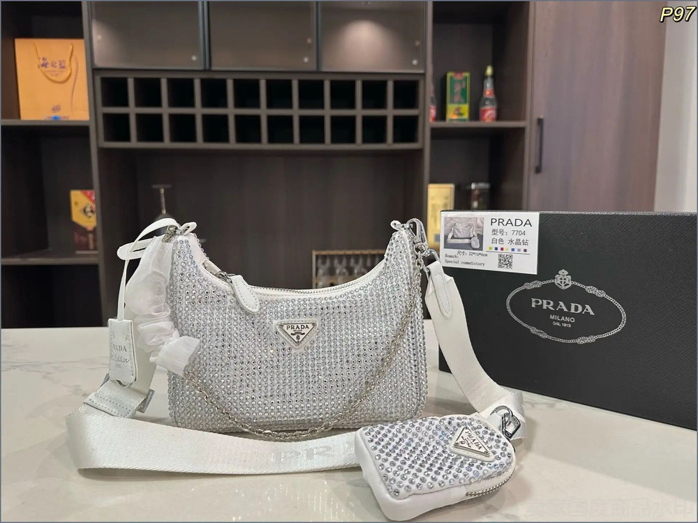 Prada Сумка кросс-боди #1