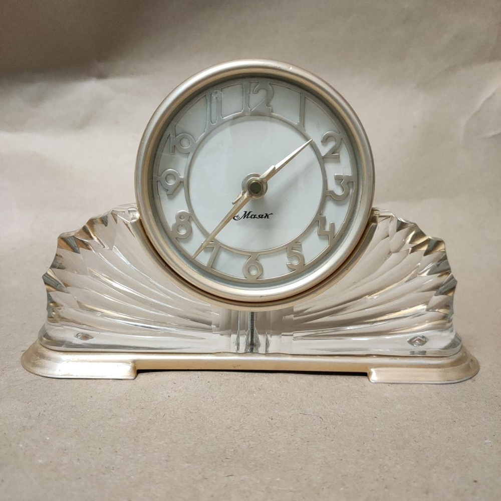 Часы винтажные настольные "Маяк" СССР купить по низким ценам в интернет ...