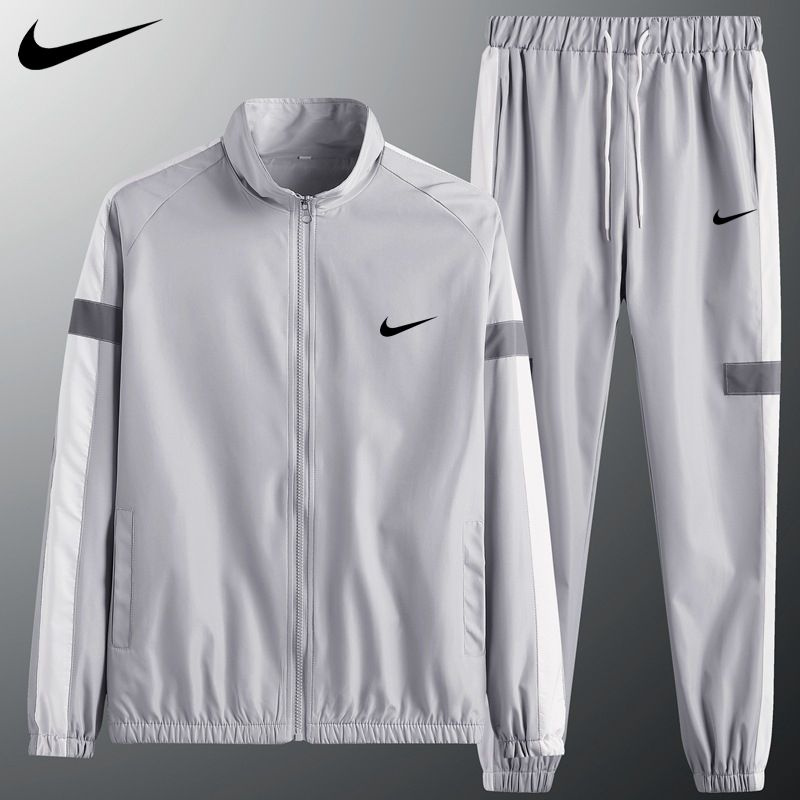 Костюм спортивный Nike #1