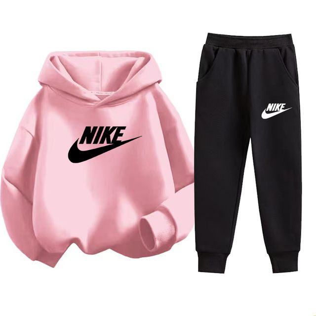 Костюм спортивный Nike #1