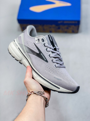 Brooks Ghost 12 OZON