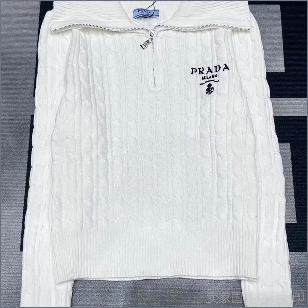 Свитер Prada #1