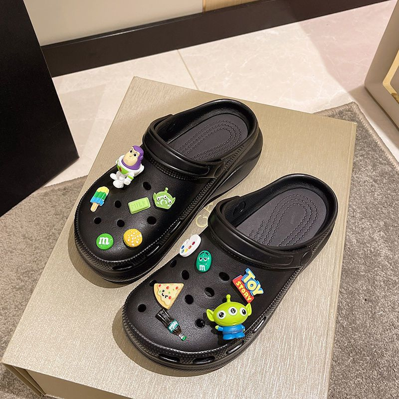 Тапочки Crocs Crocs Sarah Clog - купить с доставкой по выгодным ценам в ...