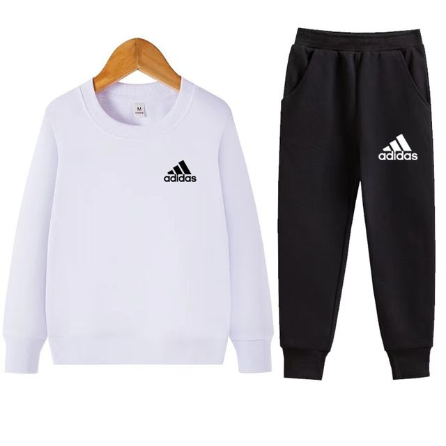 Костюм спортивный adidas #1