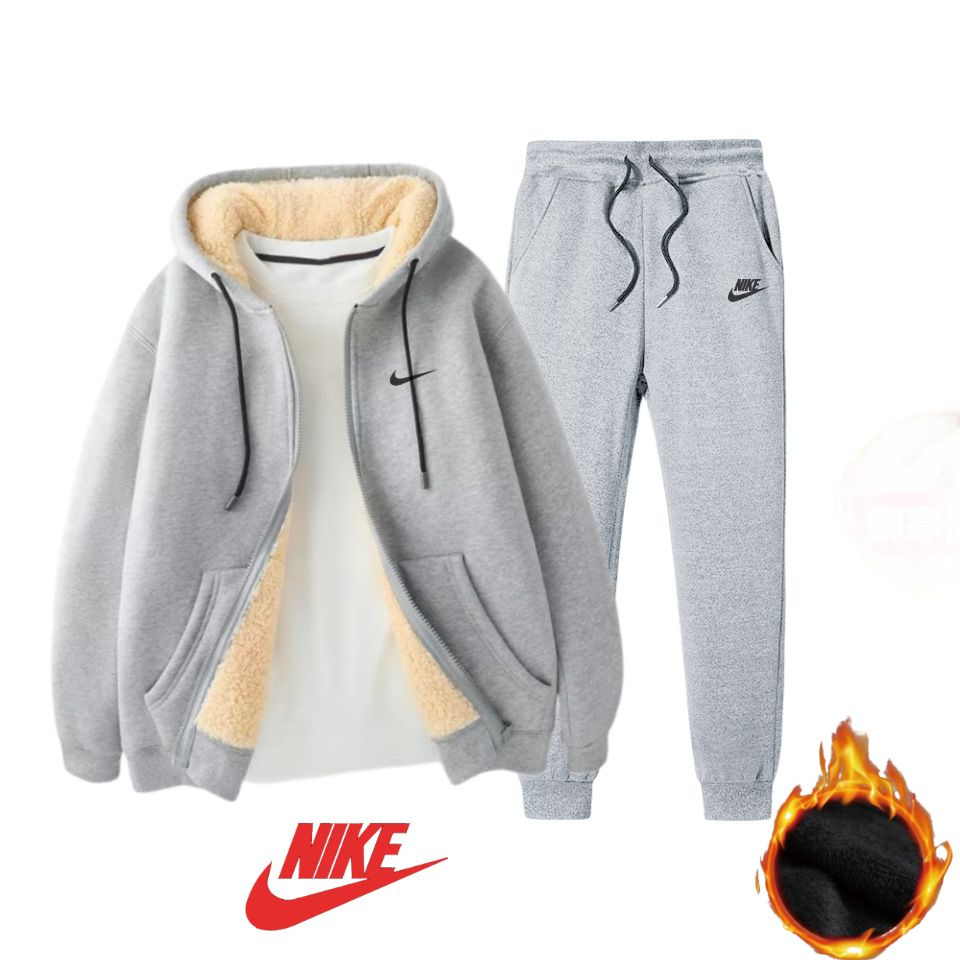 Костюм спортивный Nike #1