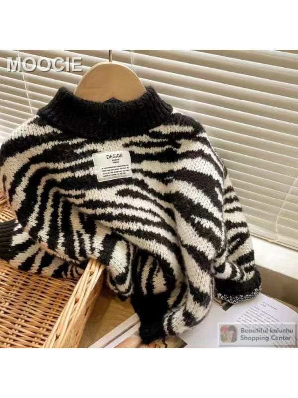 Свитер MOOCIE #1