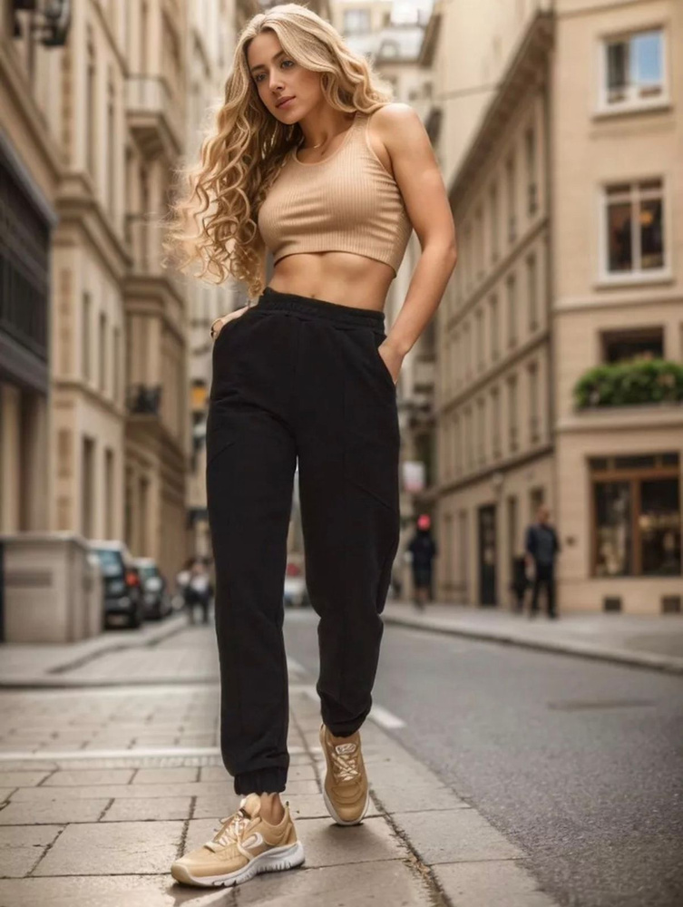 Брюки Женский Choice wear бананы зауженные черный для спорта Футер