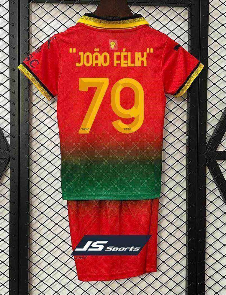 Костюм спортивный #1