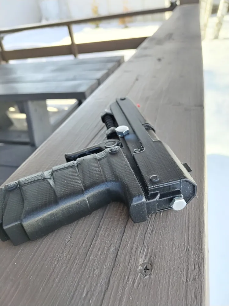 Полуавтоматический пистолет (Пэшка), черный, 20см