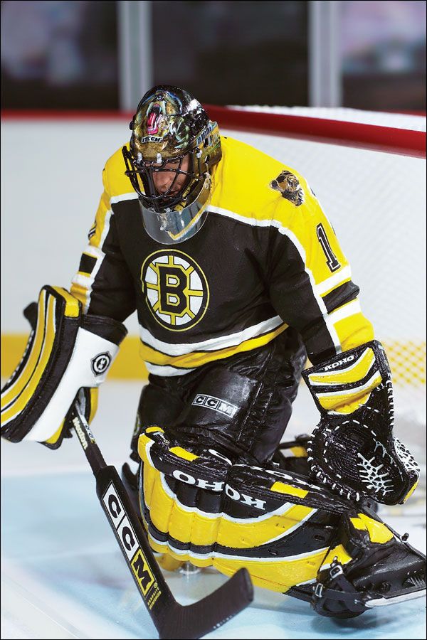 Фигурка McFarlane Toys NHL Andrew Raycroft купить на OZON по низкой ...