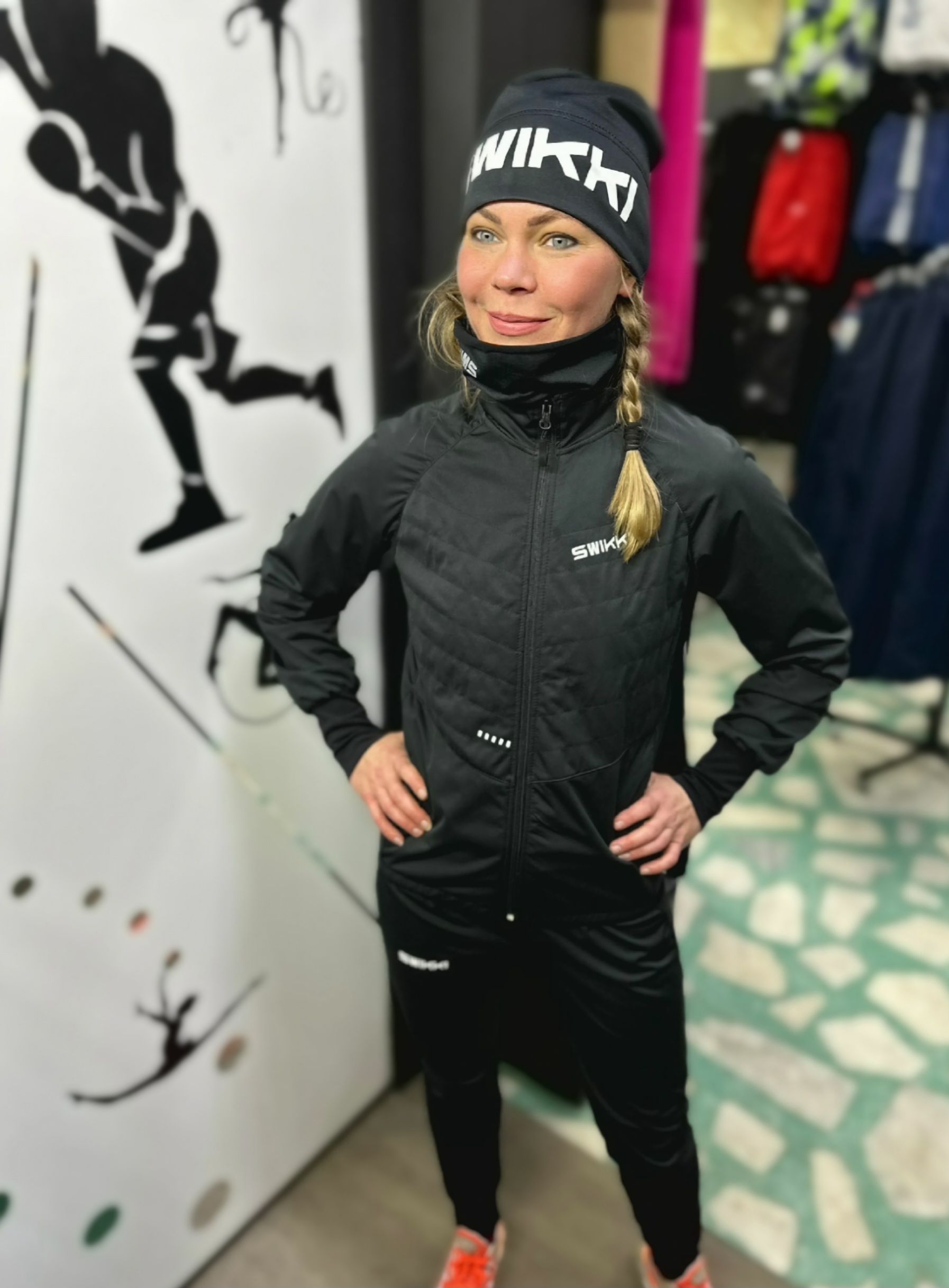 Шапка спортивная SWIKKI