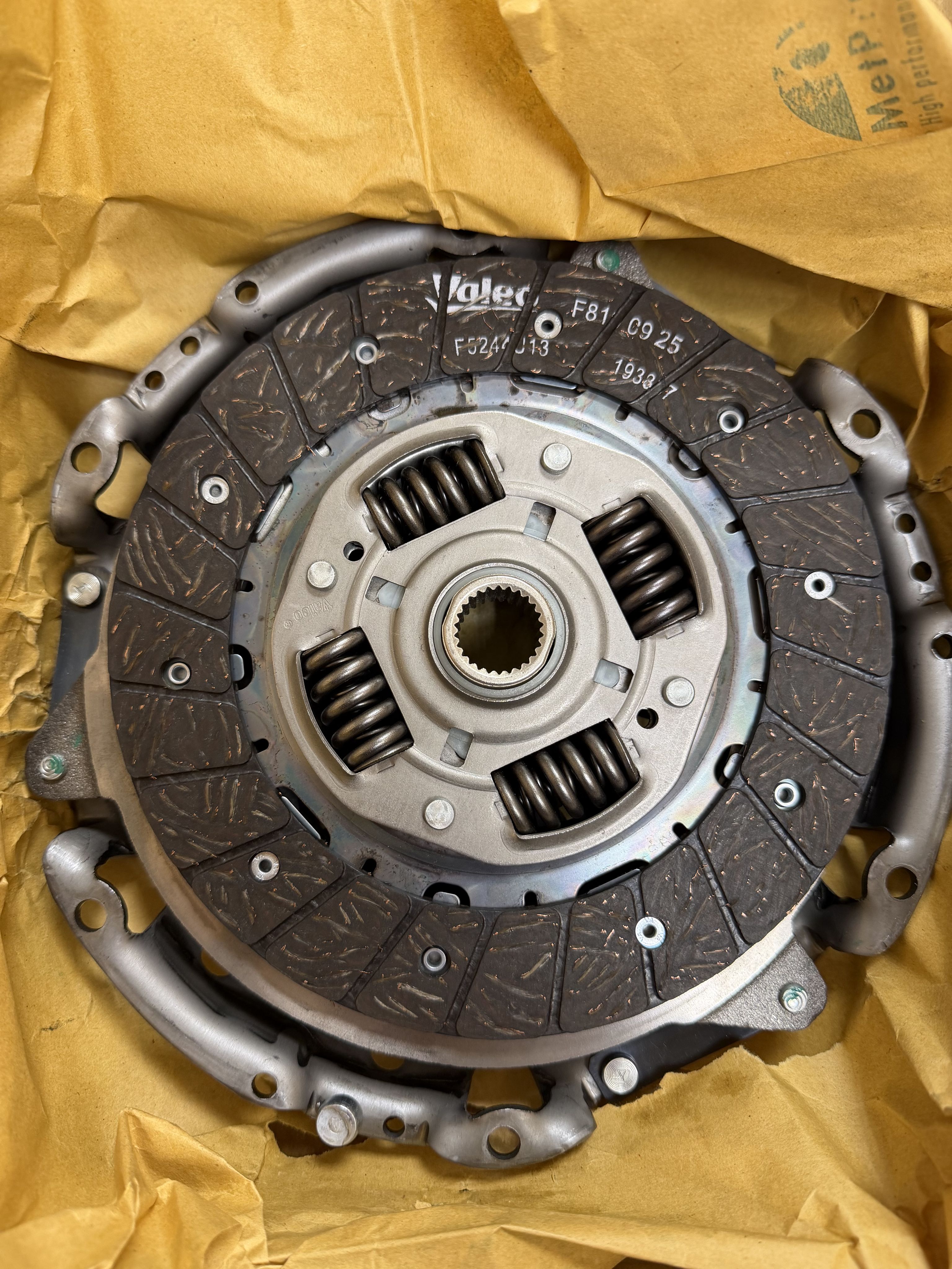 Сцепление 1.6L под гидравлический выжимной VALEO без выжимного 826853 ...