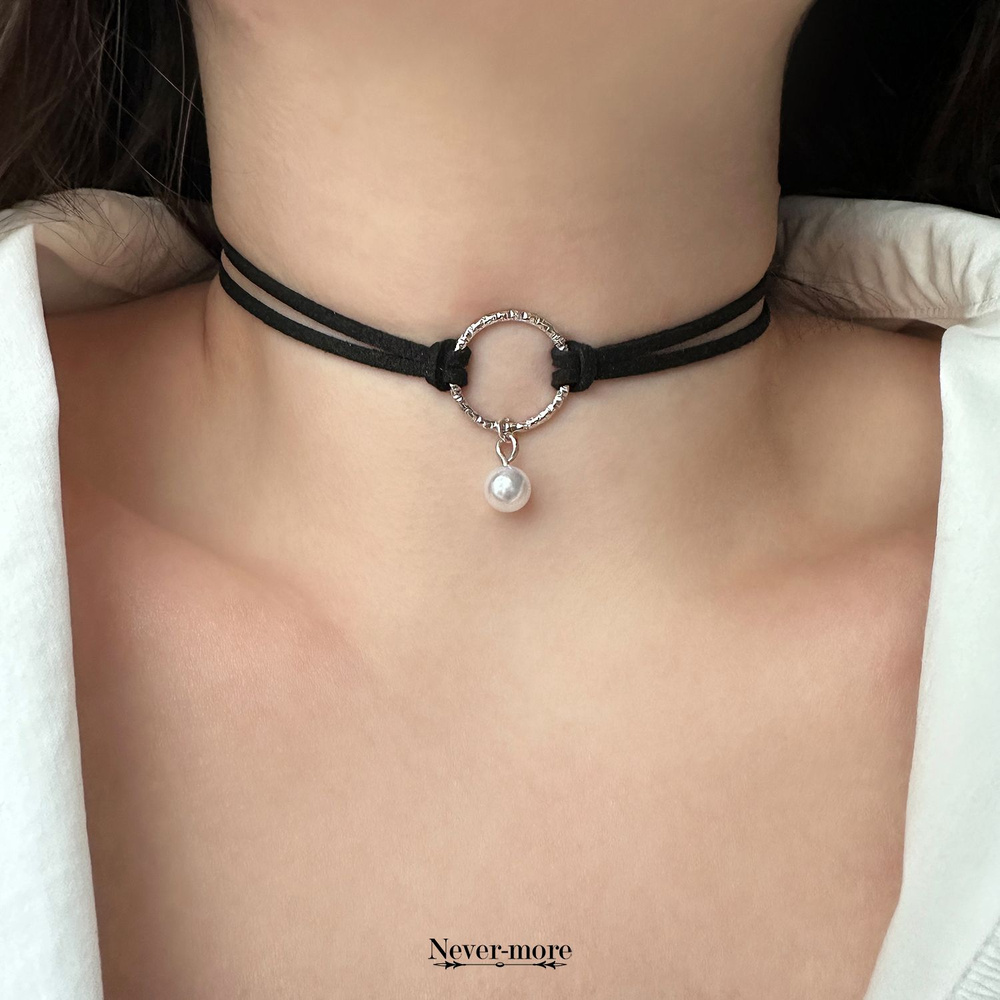 Чокер на шею "Cote dazur" из замши с жемчужной подвеской. Цвет черный ...