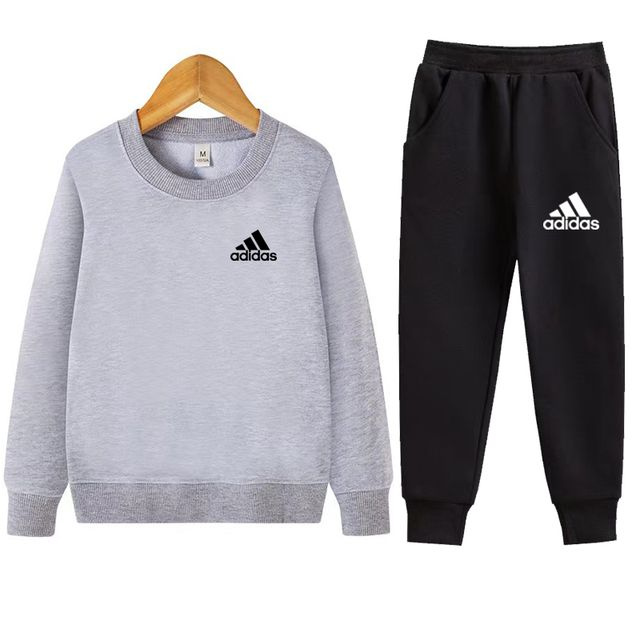 Костюм спортивный adidas #1