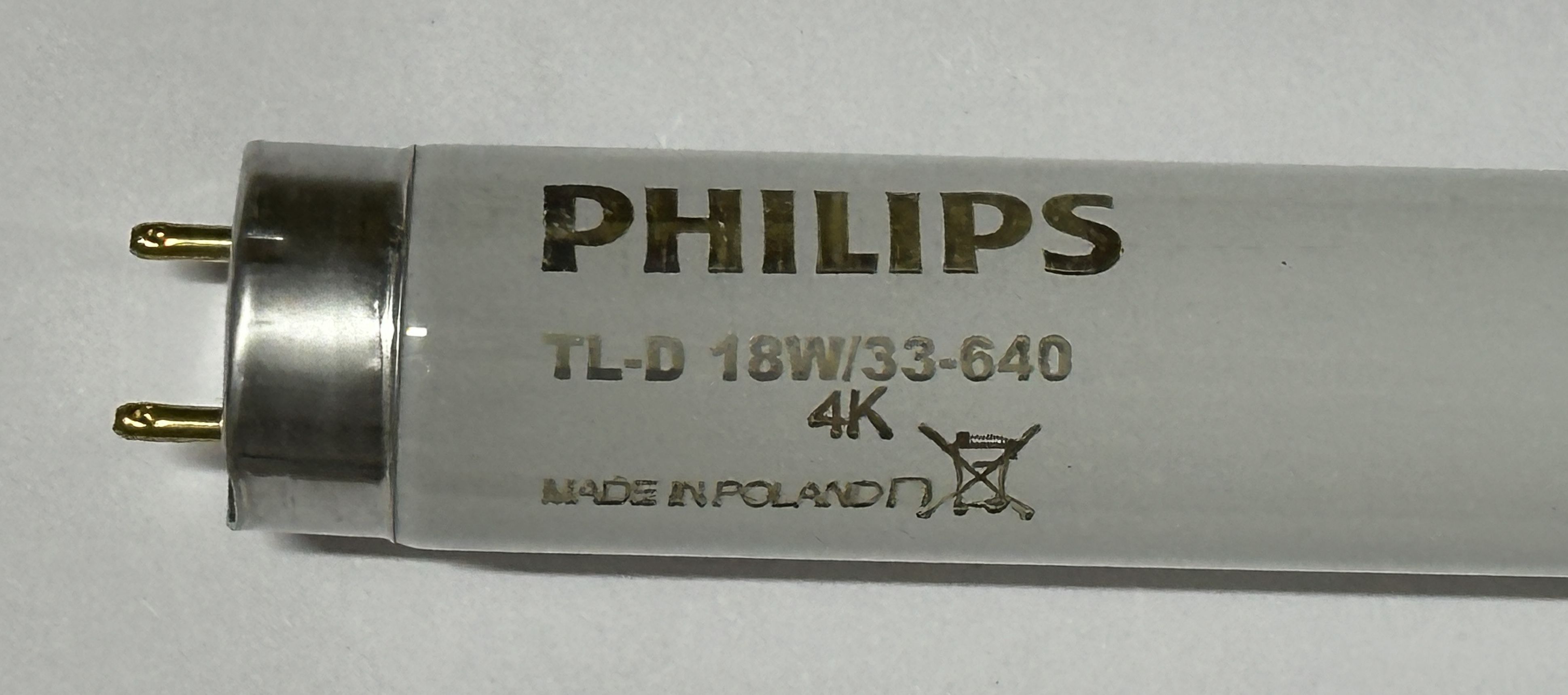 Лампа люминесцентная TL-D 18W/33-640 18Вт T8 4100К G13 PHILIPS