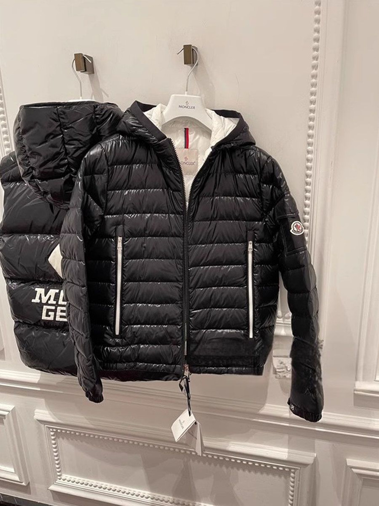 Пуховик MONCLER #1