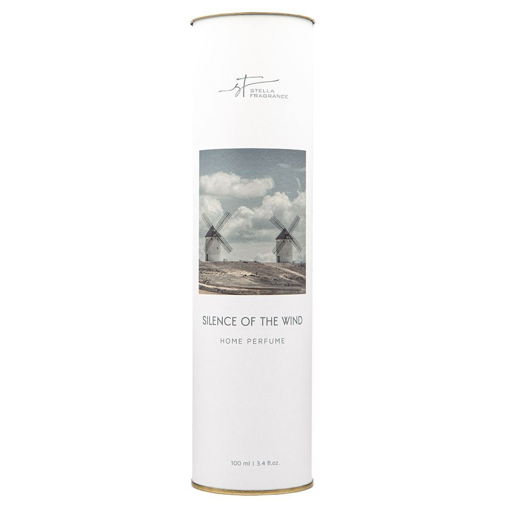 Stella Fragrance, Диффузор ароматический Silence of the wind 100 мл. Кожура клементина и запах зрелого мандарина образуют брутальную вспышку с тонким древесно-дымным послевкусием. Цитрусовый аккорд обрамлён тончайшим цветочным ароматом апельсина и едва различимых солнечных лучей на фоне безмятежного осеннего неба.