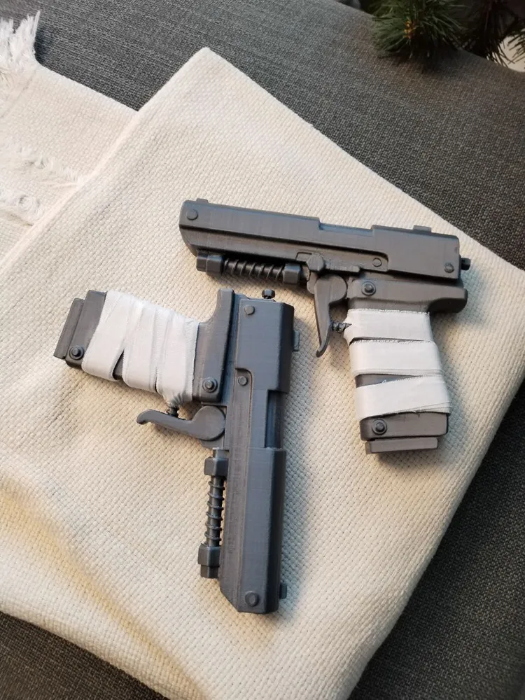 Полуавтоматический пистолет (Пэшка), классический, 20см